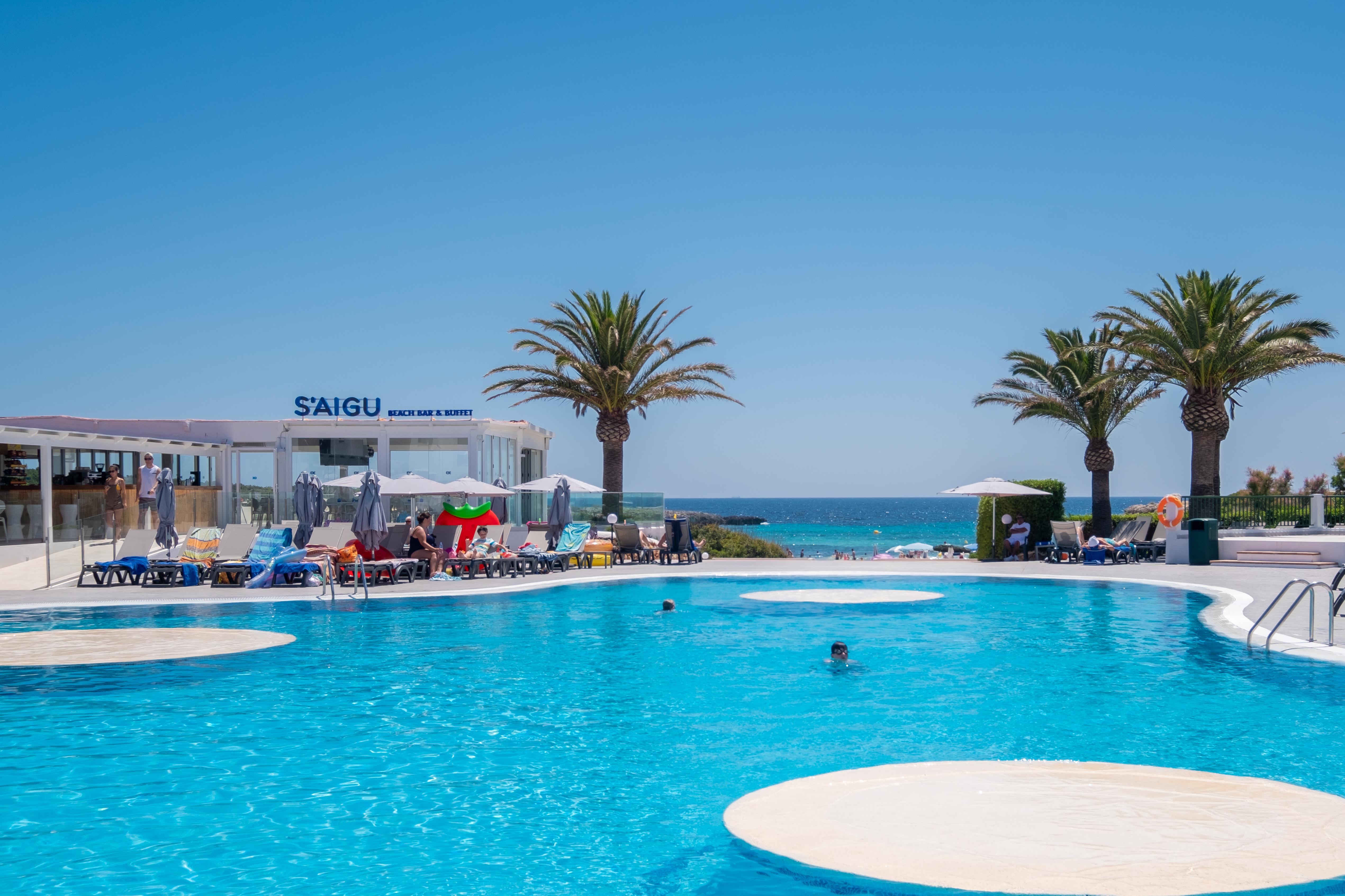 Fergus Style Carema Beach Кала-ен-Бош Екстер'єр фото