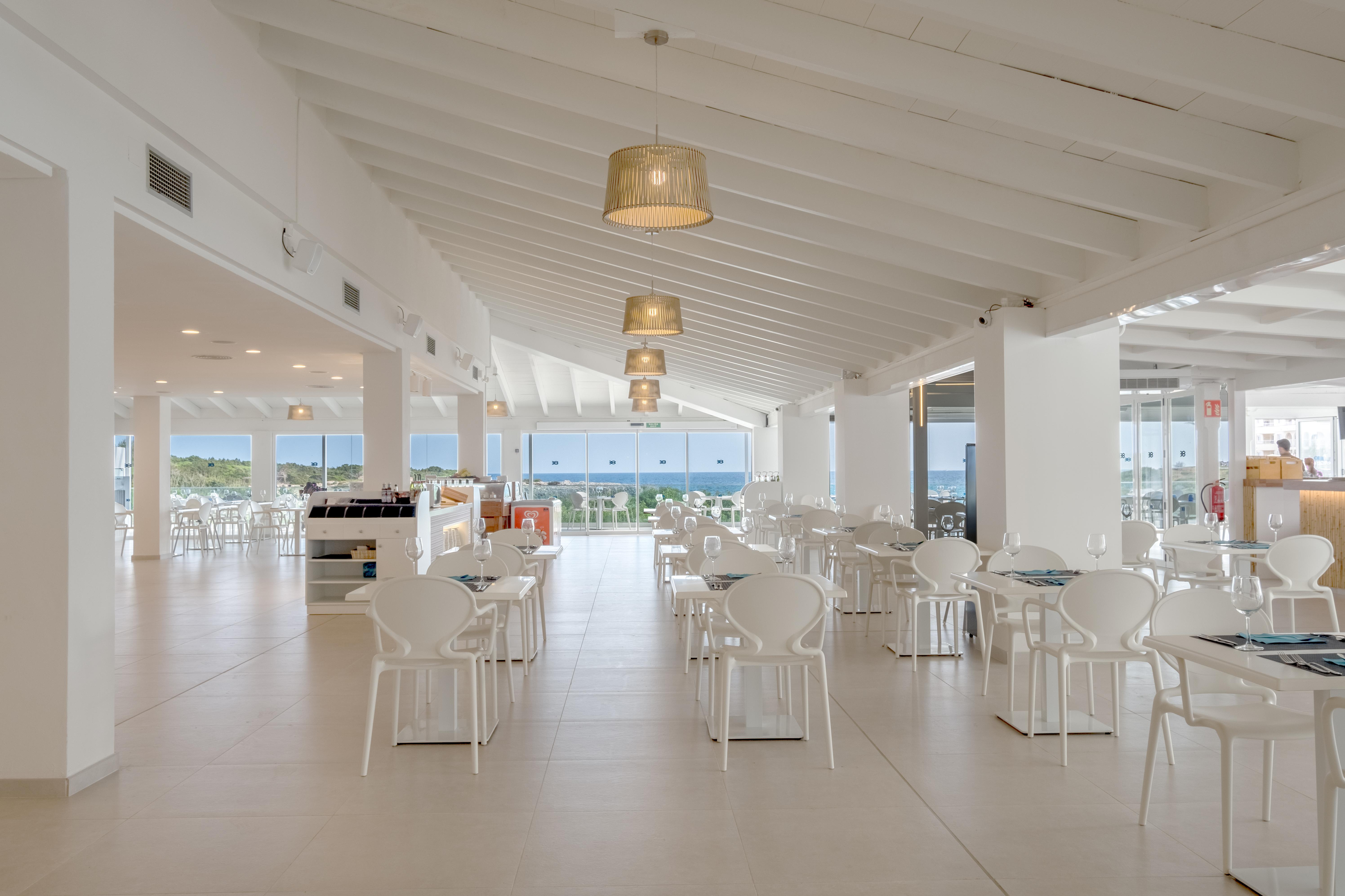 Fergus Style Carema Beach Кала-ен-Бош Екстер'єр фото